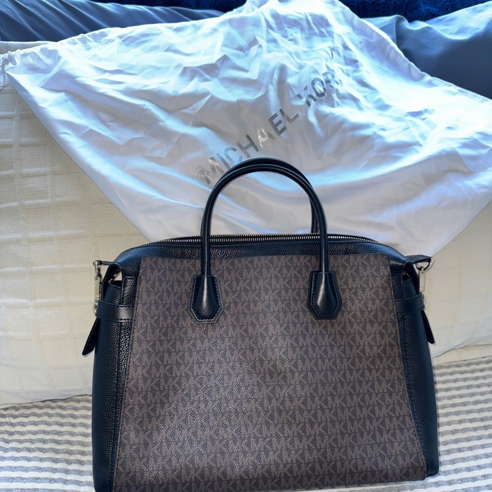Michael Kors Black and Brown Signature Tote - Picture 4 of 5